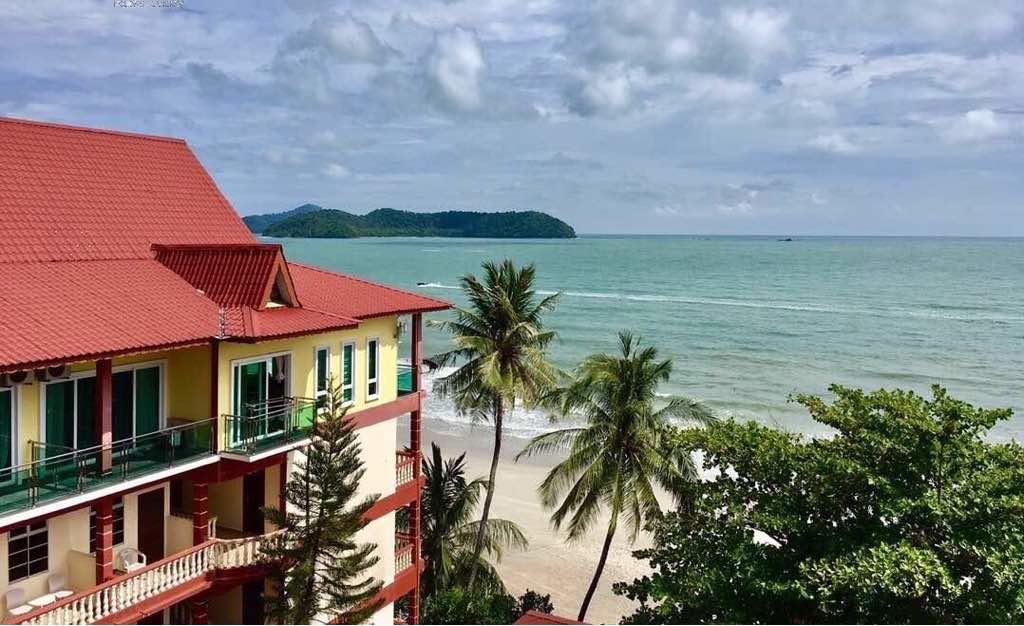 Melati Tanjong Beach Resort Pantai Cenang  Esterno foto